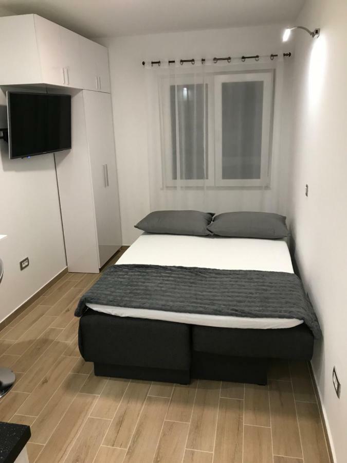 Apartman Studio Ganga Omiš Exteriör bild